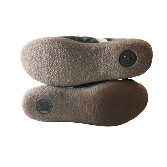 Royal Elastics Gray White Slip-On Sneakers Size 9 – Velcro Casual Shoes - Picture 5 of 7